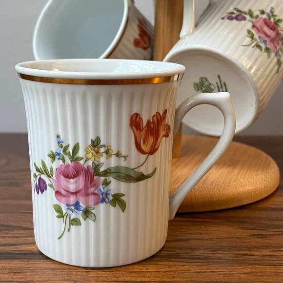 JLMENAU Graf Von Kenneberg 5 Ribbed Floral Mug Germany GDR 8 oz - Picture 1 of 15